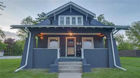 207 NE 6th Street, Grand Rapids, MN 55744