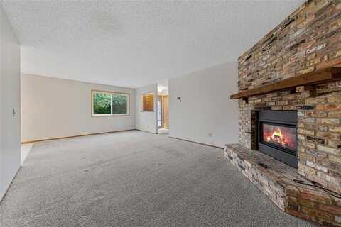 5214 148th Street W, Apple Valley, MN 55124