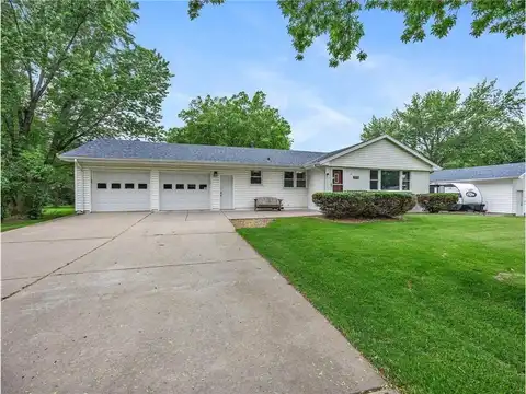3945 8th Avenue NW, Anoka, MN 55303