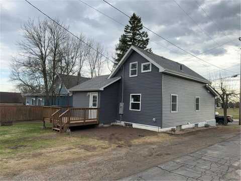 402 N Elba Avenue, Eveleth, MN 55734