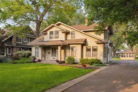 4820 Bald Eagle Avenue, White Bear Lake, MN 55110