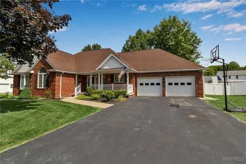 6290 Emily Court, Clarence, NY 14032