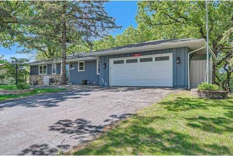 10150 Oak Shore Drive, Lakeville, MN 55044