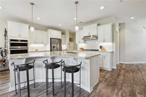722 Maggie Way, Chanhassen, MN 55317