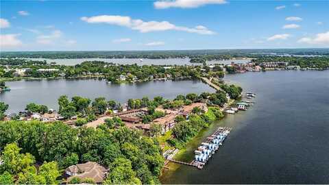 4371 Wilshire Boulevard, Mound, MN 55364