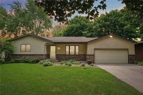 1852 13th Avenue W, Shakopee, MN 55379