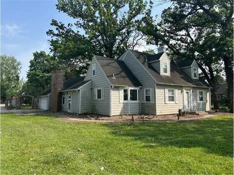 700 Oakland Place NE, Austin, MN 55912