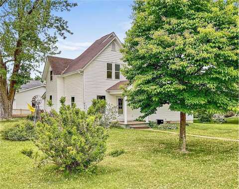 231 S Woodworth Street, Elmwood, WI 54740