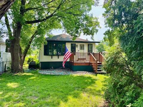 4962 Stewart Avenue, White Bear Lake, MN 55110