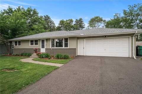 179 County Road F W, Shoreview, MN 55126