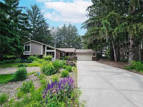 1288 Tamberwood Trail, Woodbury, MN 55125