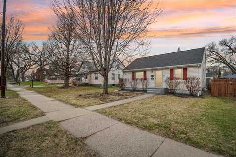 4248 16th Avenue S, Minneapolis, MN 55407