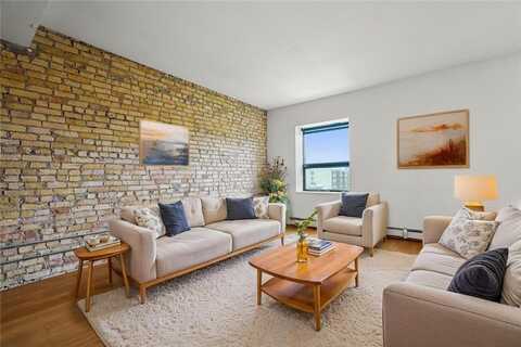 2109 Blaisdell Avenue, Minneapolis, MN 55404