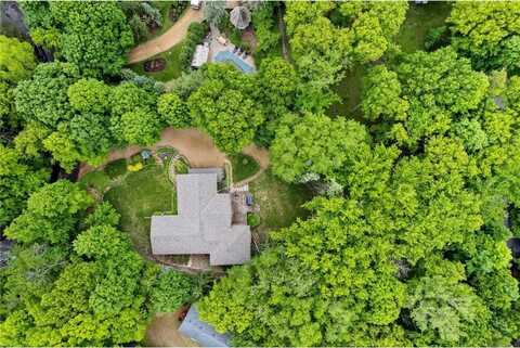 189xx Maple Lane, Deephaven, MN 55331