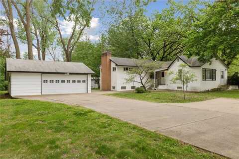 1152 89th Avenue NE, Blaine, MN 55434