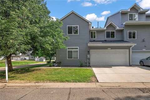 633 Kingfisher Lane, Woodbury, MN 55125