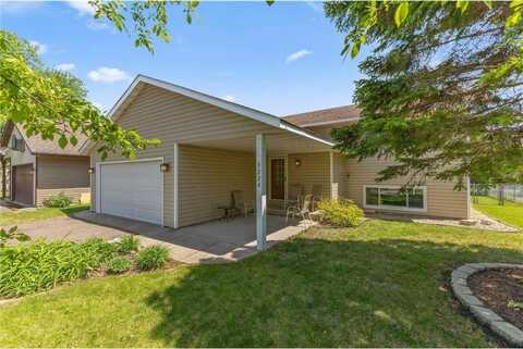 3224 Moray Avenue, Vadnais Heights, MN 55127