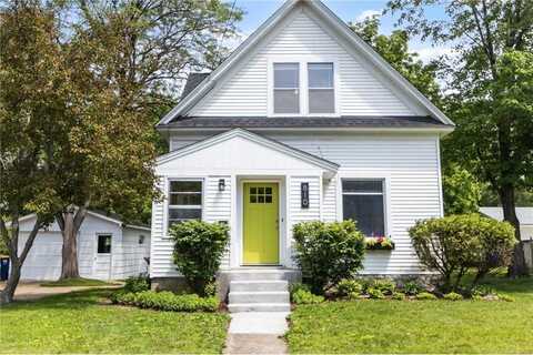 810 7th Street NW, Faribault, MN 55021