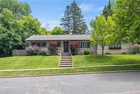 20 Logan Avenue E, West Saint Paul, MN 55118