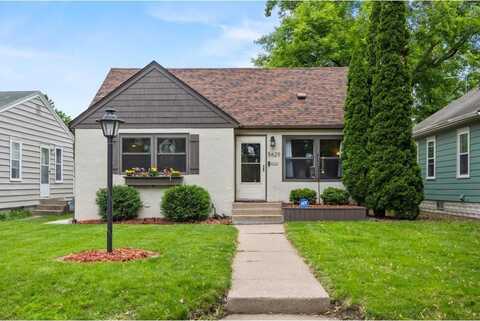 5629 35th Avenue S, Minneapolis, MN 55417