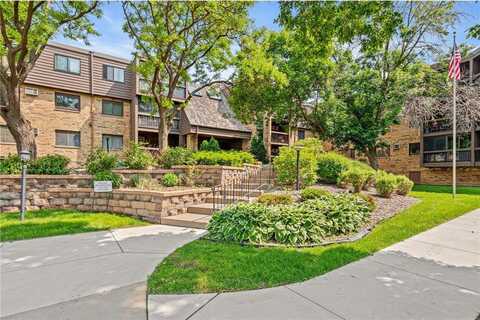 999 41st Avenue NE, Columbia Heights, MN 55421