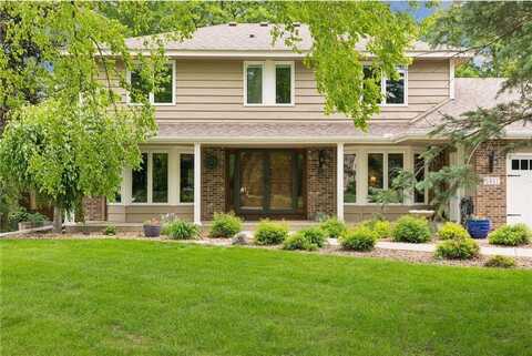 5921 Creek Point, Minnetonka, MN 55345