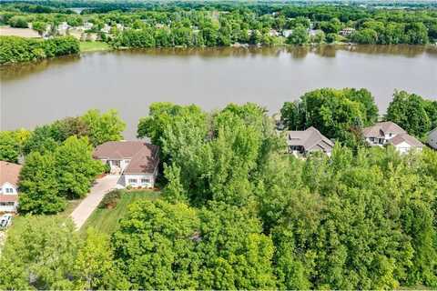 11200 Lake Point Drive, Chisago City, MN 55013