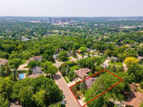1723 Teton Ln NE, Rochester, MN 55906