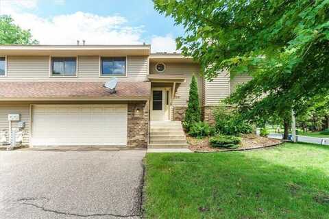7291 Pontiac Circle, Chanhassen, MN 55317