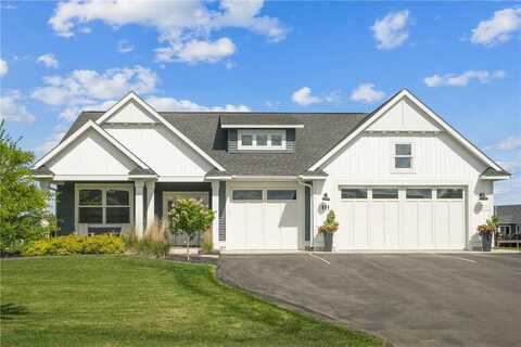 584 Reynolds Street, River Falls, WI 54022