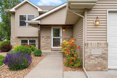 10992 Shoreline Court, Chisago City, MN 55013