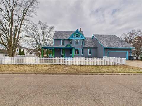 905 3rd Avenue SW, Pine City, MN 55063