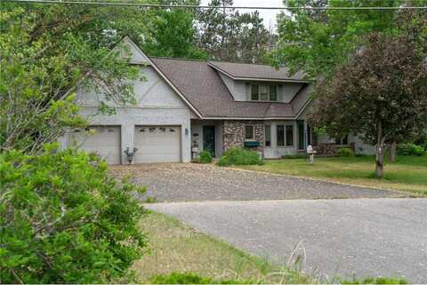 4515 S Arrowhead Lane, Moose Lake, MN 55767