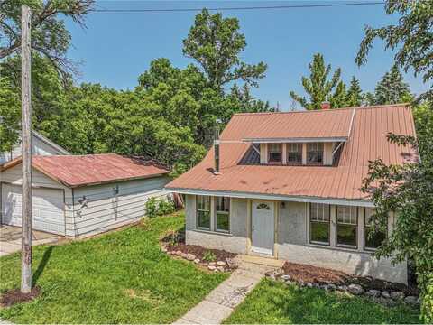 312 1st Avenue W, Evansville, MN 56326