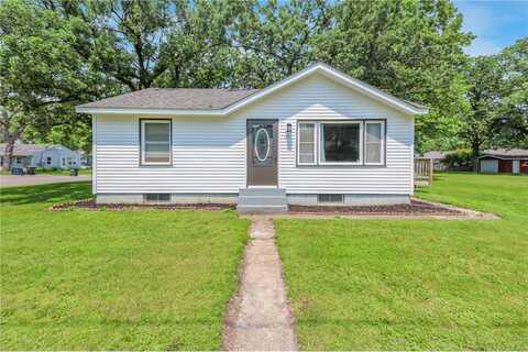 123 2nd Street N, Waite Park, MN 56387