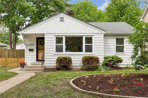 4349 Welcome Avenue N, Crystal, MN 55422