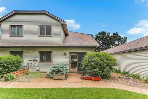 103 6th Street NW, Elk River, MN 55330