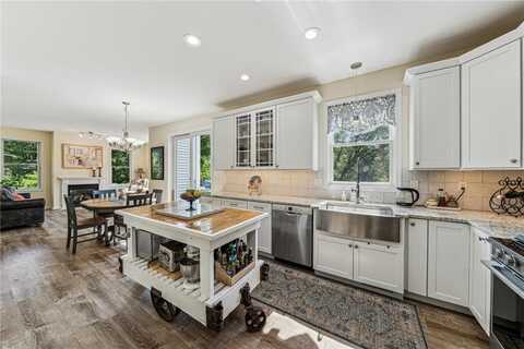 401 Holmes Street, Marine on Saint Croix, MN 55047