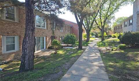 802 Old Settlers Trail, Hopkins, MN 55343