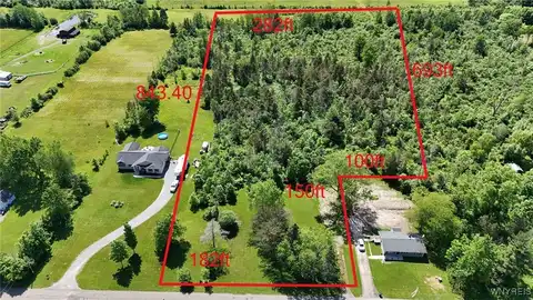 7714 Decker Road, Evans, NY 14047