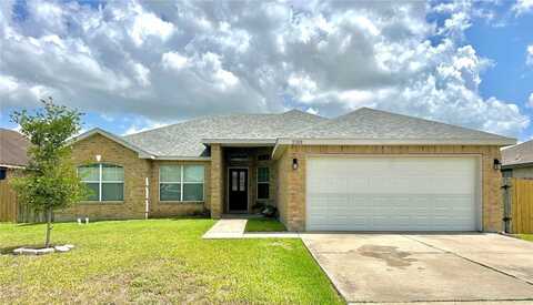 2101 Brook Ln., Kingsville, TX 78363