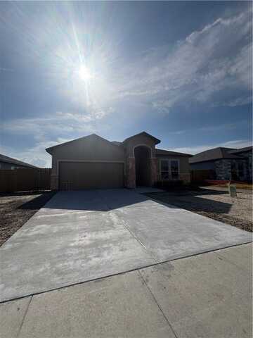 112 Guadalupe Palm Circle, Portland, TX 78374