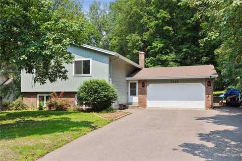 3228 Spruce Trail SW, Prior Lake, MN 55372