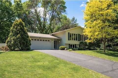 17915 17th Avenue N, Plymouth, MN 55447