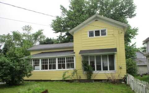 43 North Street, Le Roy, NY 14482