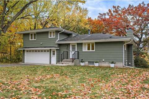 8401 Meadow Lake Road N, New Hope, MN 55428