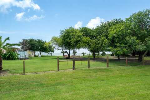 545 Fm-2040, Tivoli, TX 77990