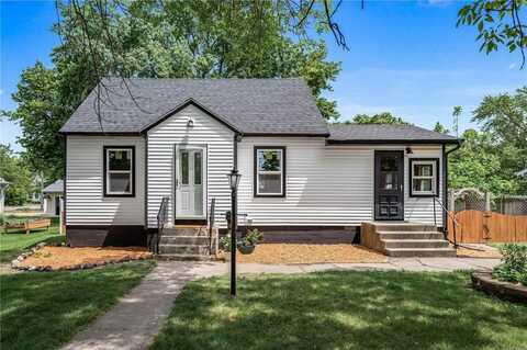 404 8th Avenue S, Princeton, MN 55371