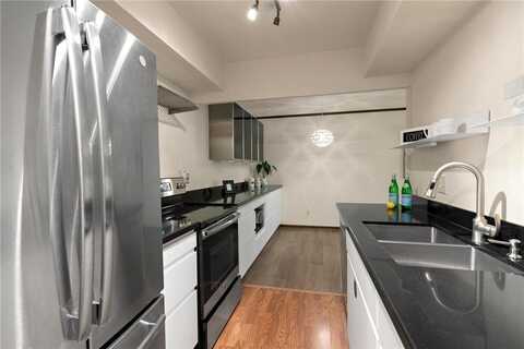 456 Summit Avenue, Saint Paul, MN 55102