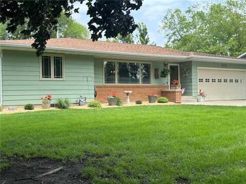 240 15th Street SW, Owatonna, MN 55060